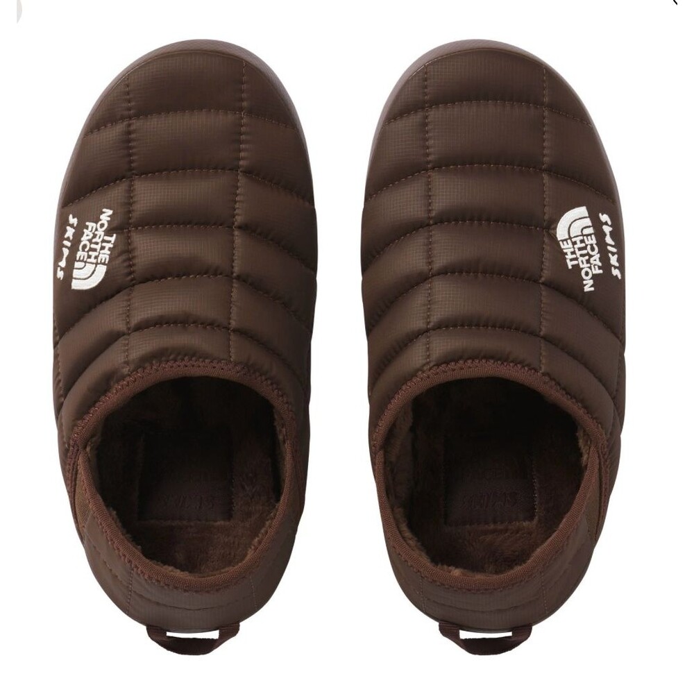The North Face X Skims Size 7 Thermoball Traction Mules V- Cocoa